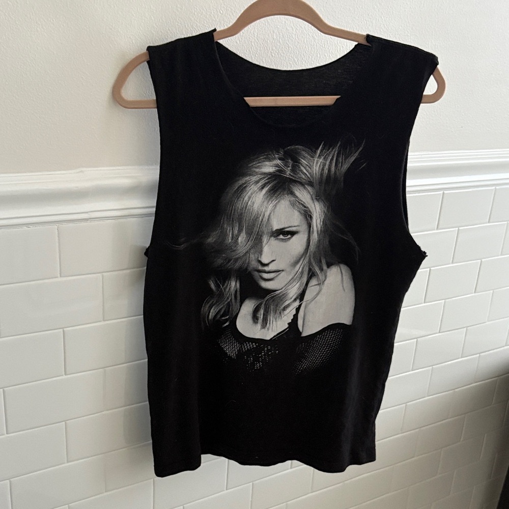 Madonna Large TShirt - Picture 1 of 2